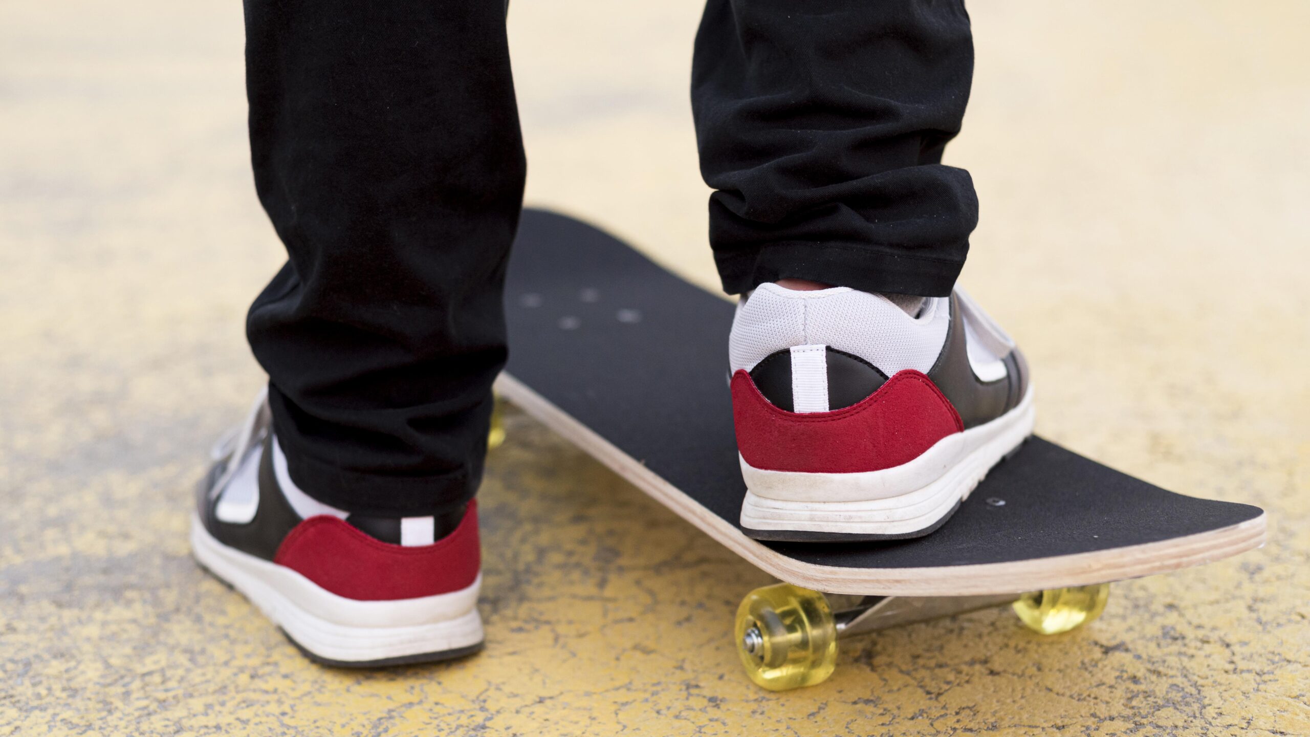 close-up-young-boy-skateboard